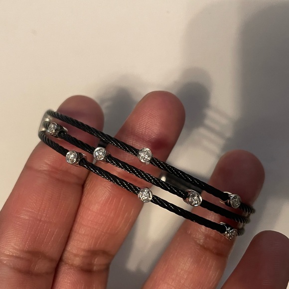 Alor cable bracelet and diamond earrings - Picture 3 of 4